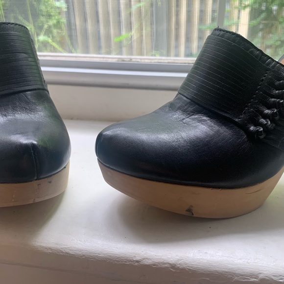 Seychelles Platform Leather Heels - Picture 4 of 4